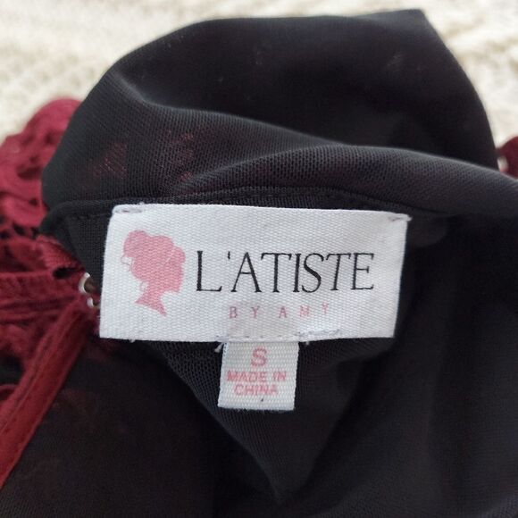 L'ATISTE by AMY Burgundy Open Latice Work Dress Size S - Picture 10 of 10